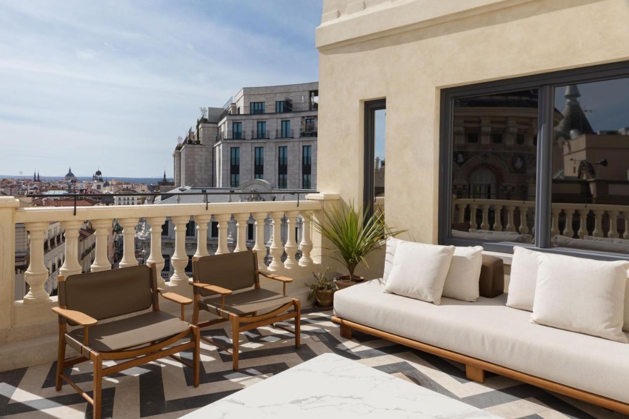 Jw Marriott Hotel Мадрид Екстериор снимка